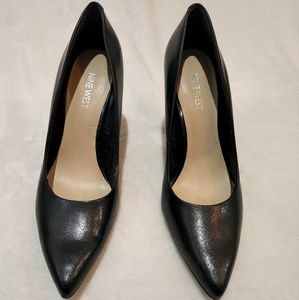 Nine West Pumps, Size 8.5, Navy